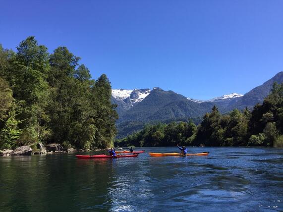 kayak-41b60782.jpg