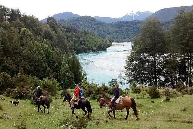 cabalgatas-en-llanquihue-04-5379f7fb.jpg